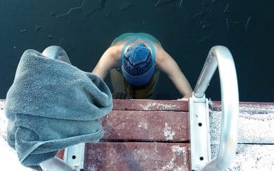 Cold water swimming: Why an icy dip is good for your mental and physical health