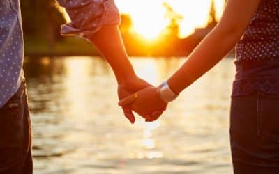 Romantic love most often starts out as platonic friendship, study finds